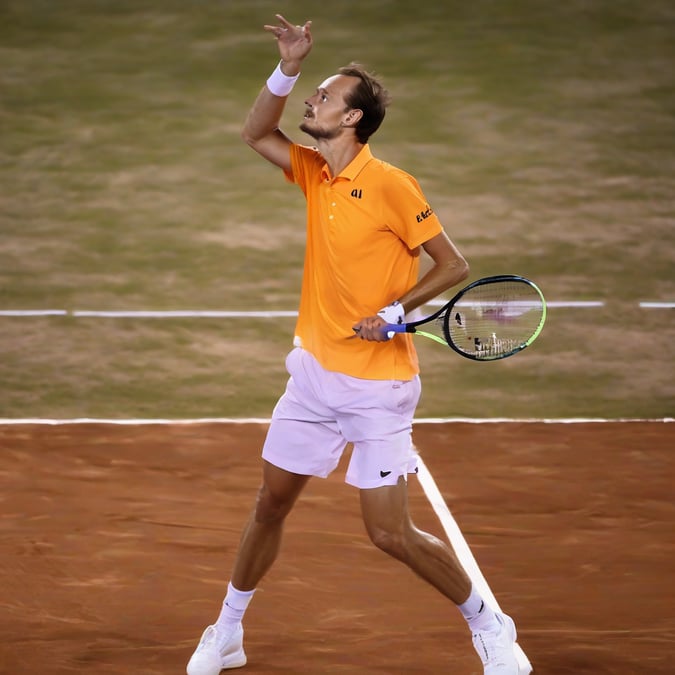 ¡Escupitazo en Madrid! Medvedev desata la polémica con gesto antideportivo